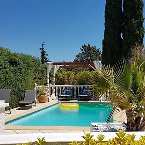 T3 à 10' De Cassis - Piscine Privée Et Cuisine D'été Extérieure Carnoux-en-Provence